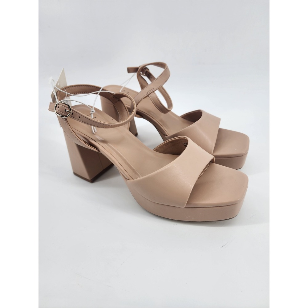 A‎ New Day Madison Beige Platform Block Heel Sandals Size 8 Memory Foam